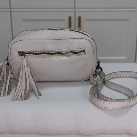 Hadaki Handbags - Hadaki Leather Crossbody Bag Off White Light Gray Tassel Zip  Purse Fanny Pack